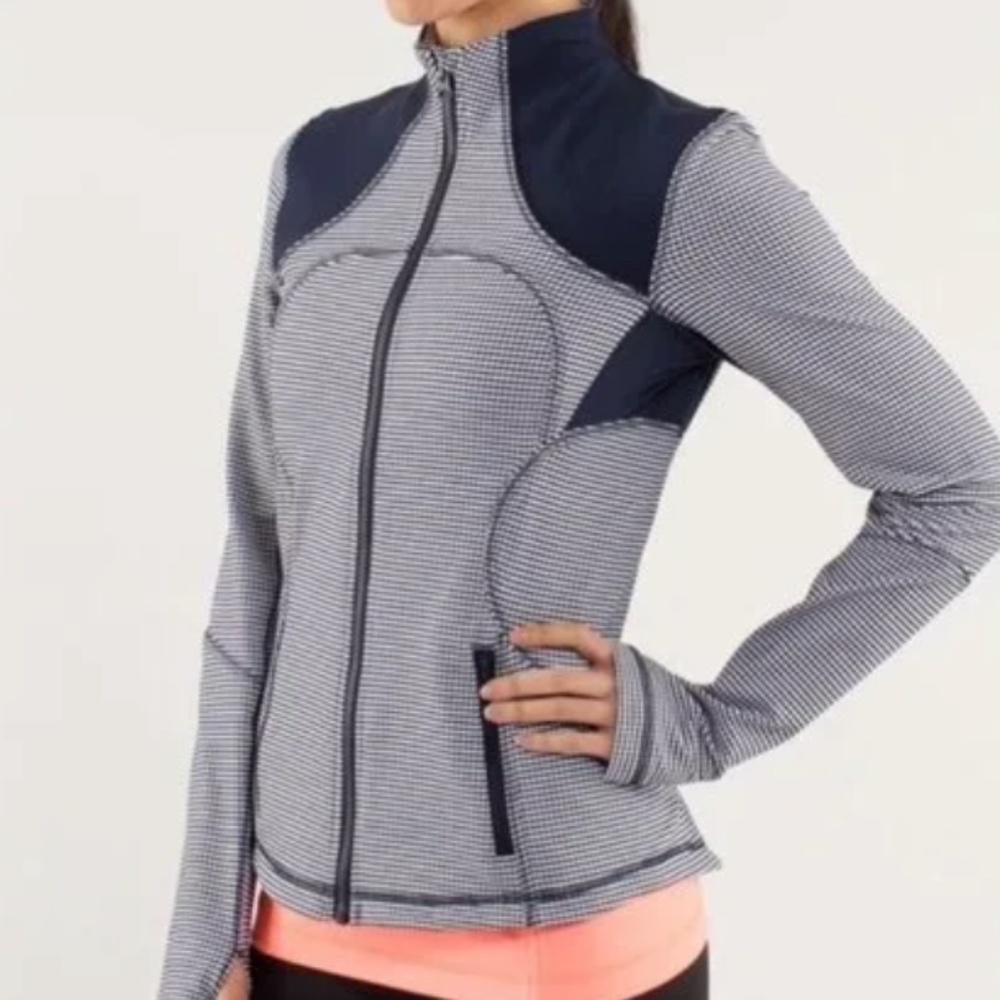Lululemon Define Jacket in Navy and White Gingham  Size 12